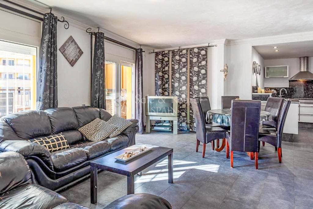 Apartment in Lloret de Mar, Girona, Spain 3 bedrooms, 90 sq.m. No. 166465