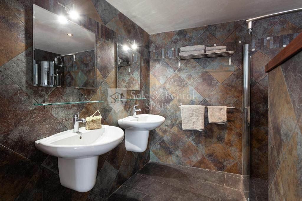 Apartment in Lloret de Mar, Girona, Spain 3 bedrooms, 90 sq.m. No. 166465