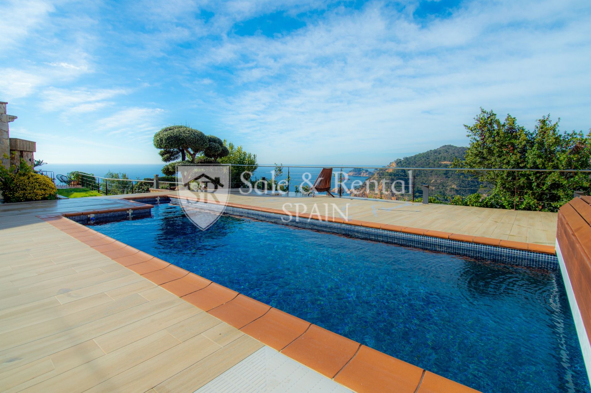 Hus i Tossa de Mar, Girona, Spanien 5 sovrum, 285 kvm. Nr. 166463