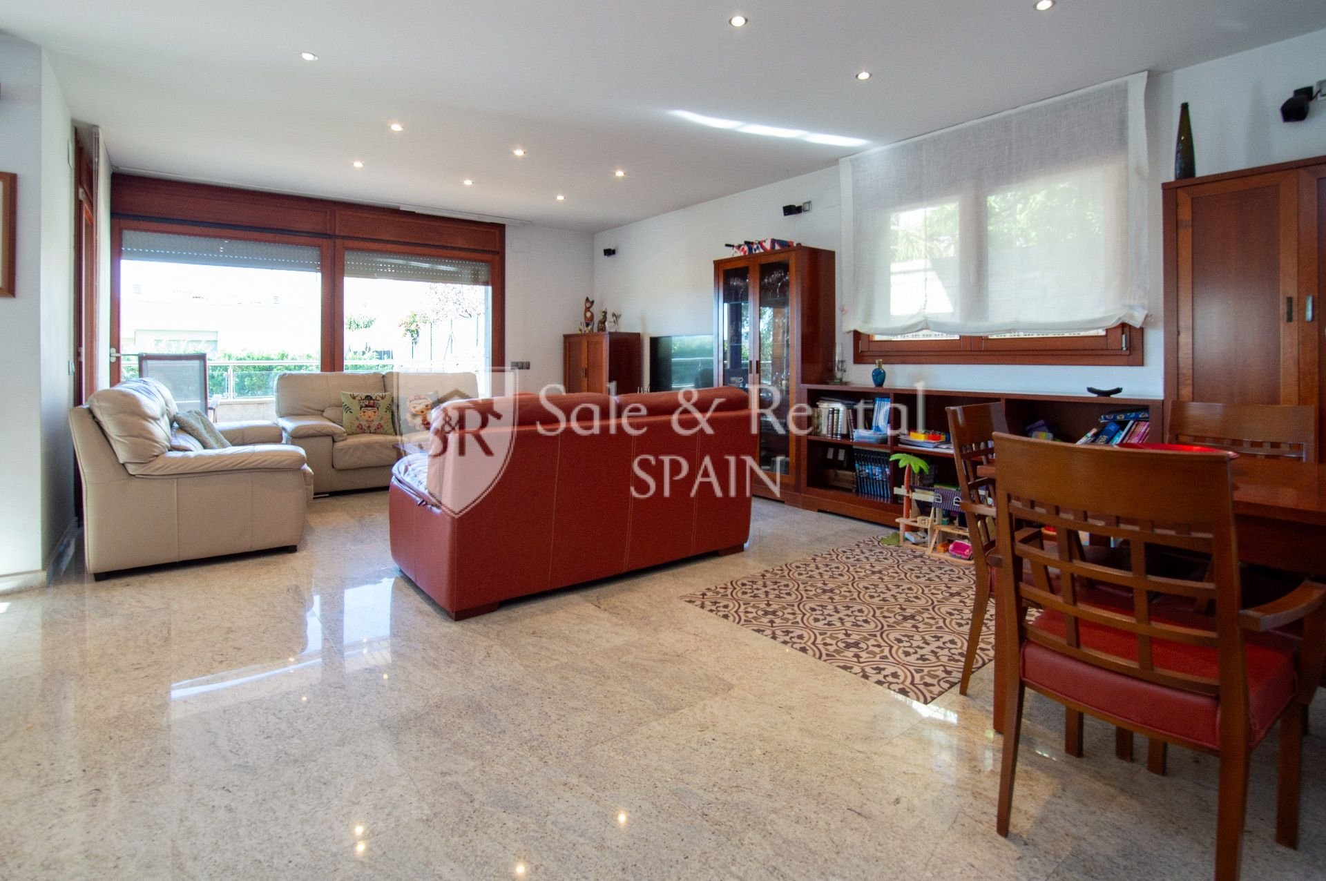 Hus i Blanes, Girona, Spanien 7 sovrum, 471 kvm. Nr. 166464
