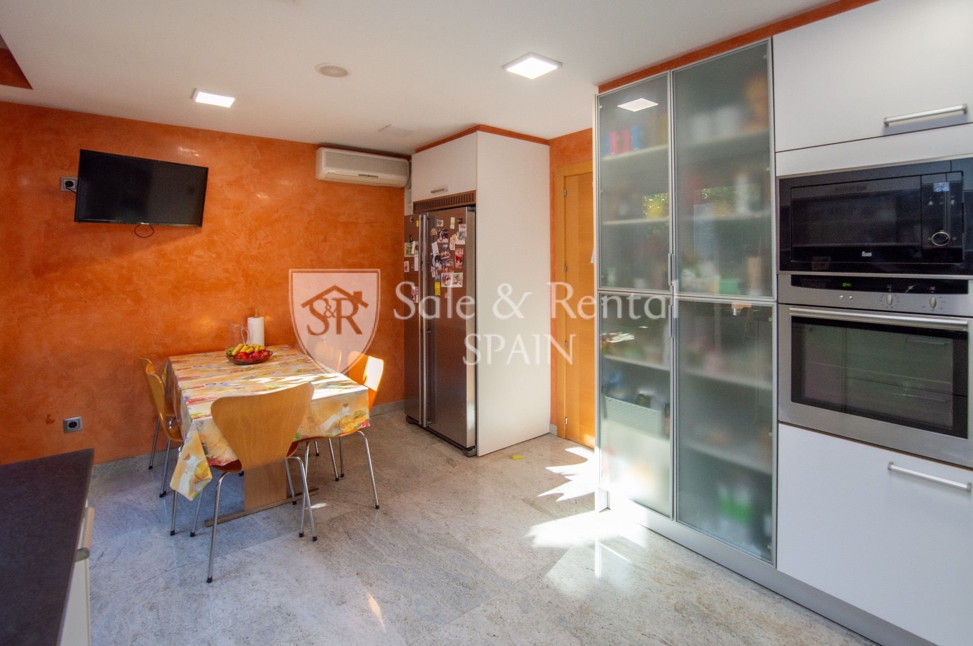 Hus i Blanes, Girona, Spanien 7 sovrum, 471 kvm. Nr. 166464