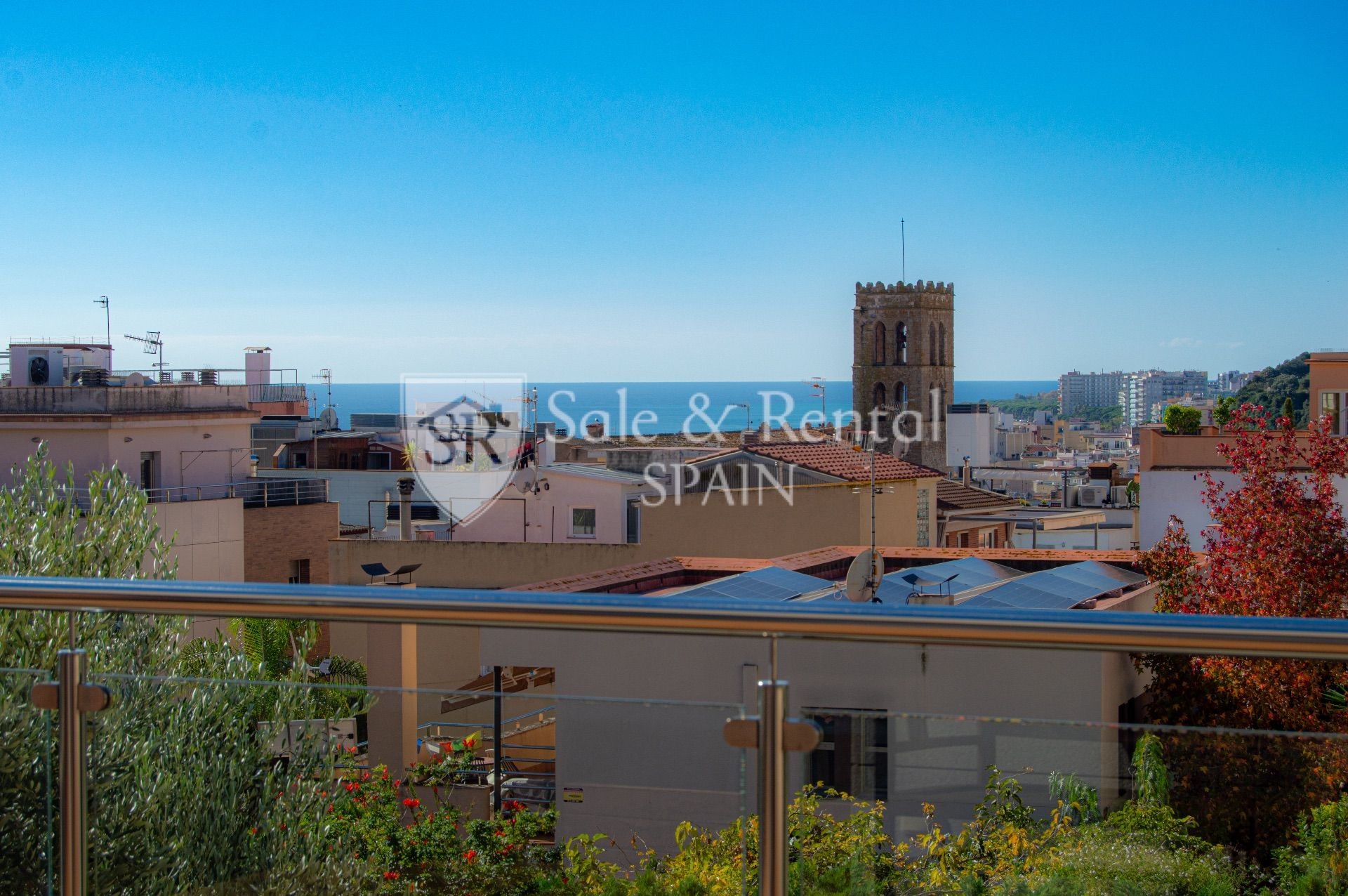 Hus i Blanes, Girona, Spanien 7 sovrum, 471 kvm. Nr. 166464