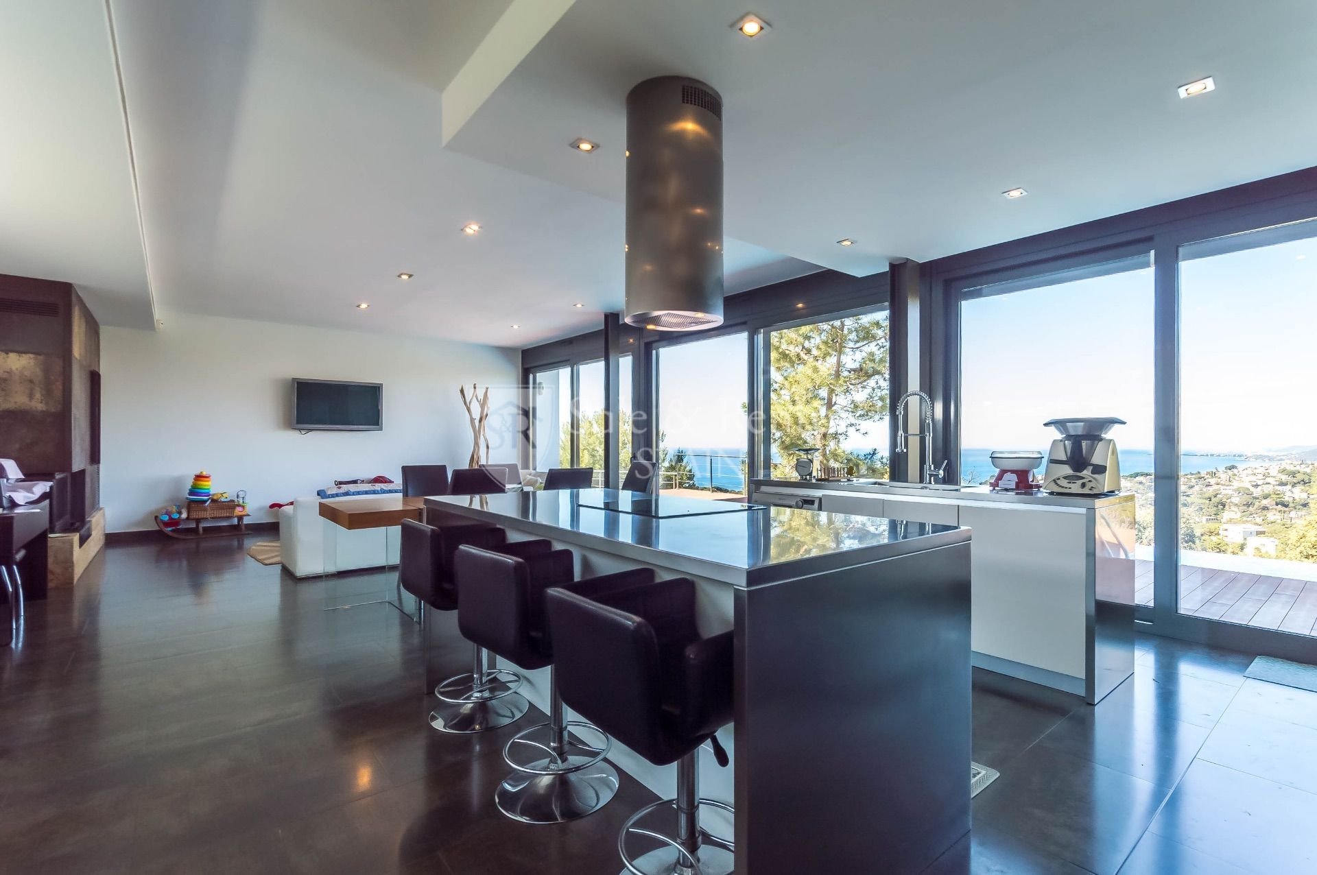 Māja Lloret de Mar, Girona, Spānijā 4 istabas, 270 m2 Nr. 166466
