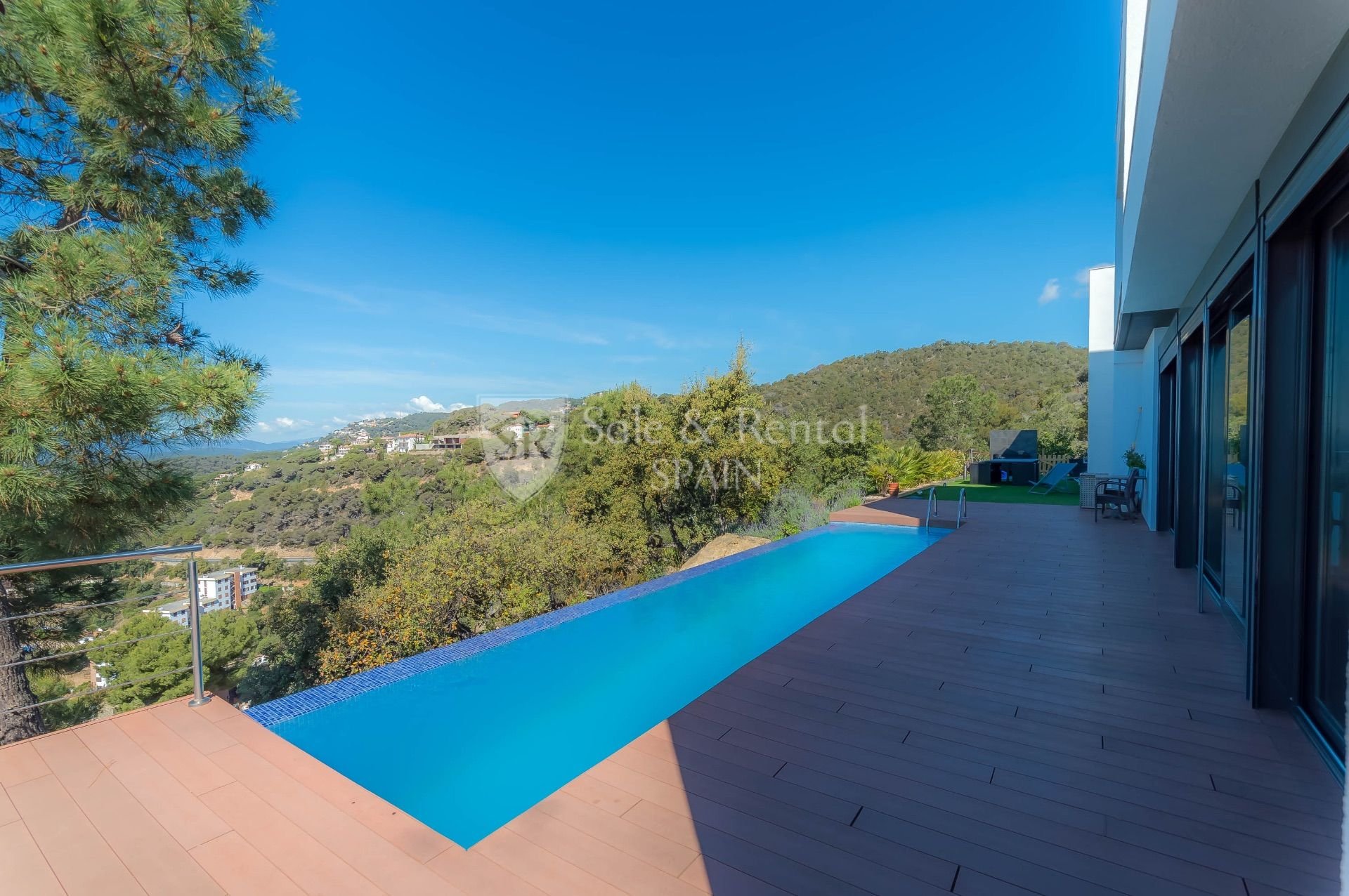 Māja Lloret de Mar, Girona, Spānijā 4 istabas, 270 m2 Nr. 166466