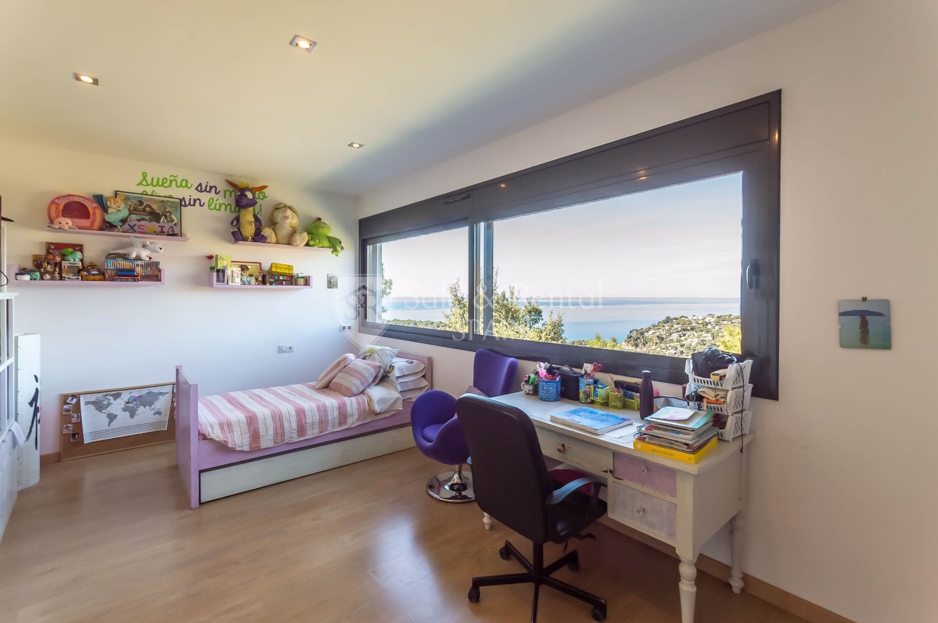 Māja Lloret de Mar, Girona, Spānijā 4 istabas, 270 m2 Nr. 166466
