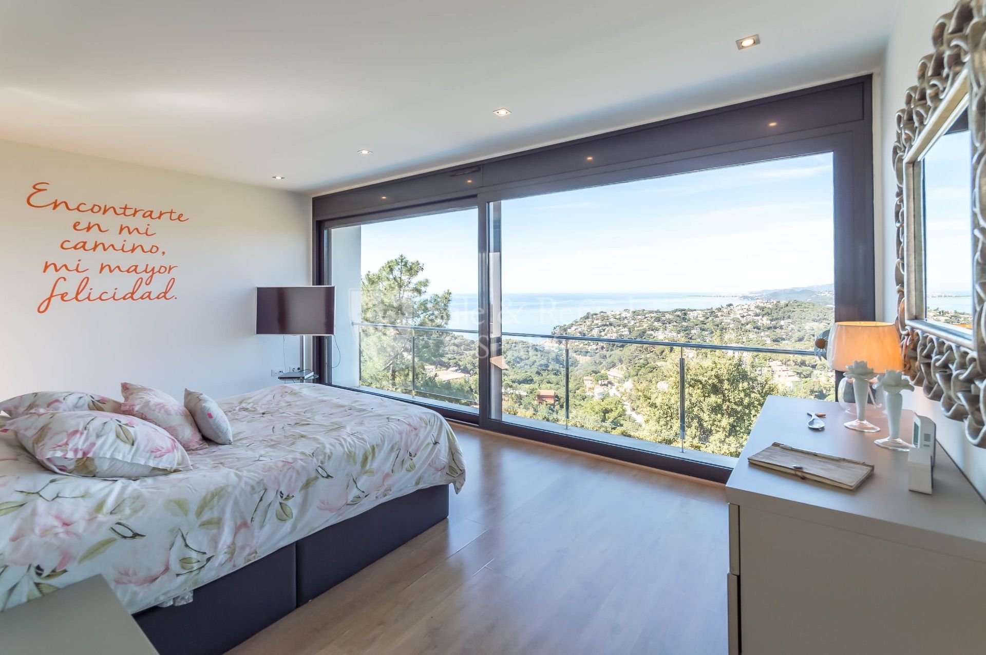 Māja Lloret de Mar, Girona, Spānijā 4 istabas, 270 m2 Nr. 166466