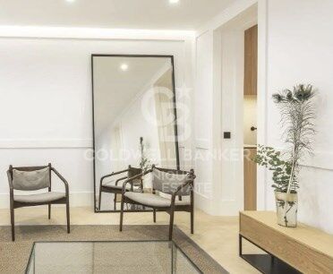 Apartment à Madrid, Espagne 2 chambres, 127 m2 No. 157251