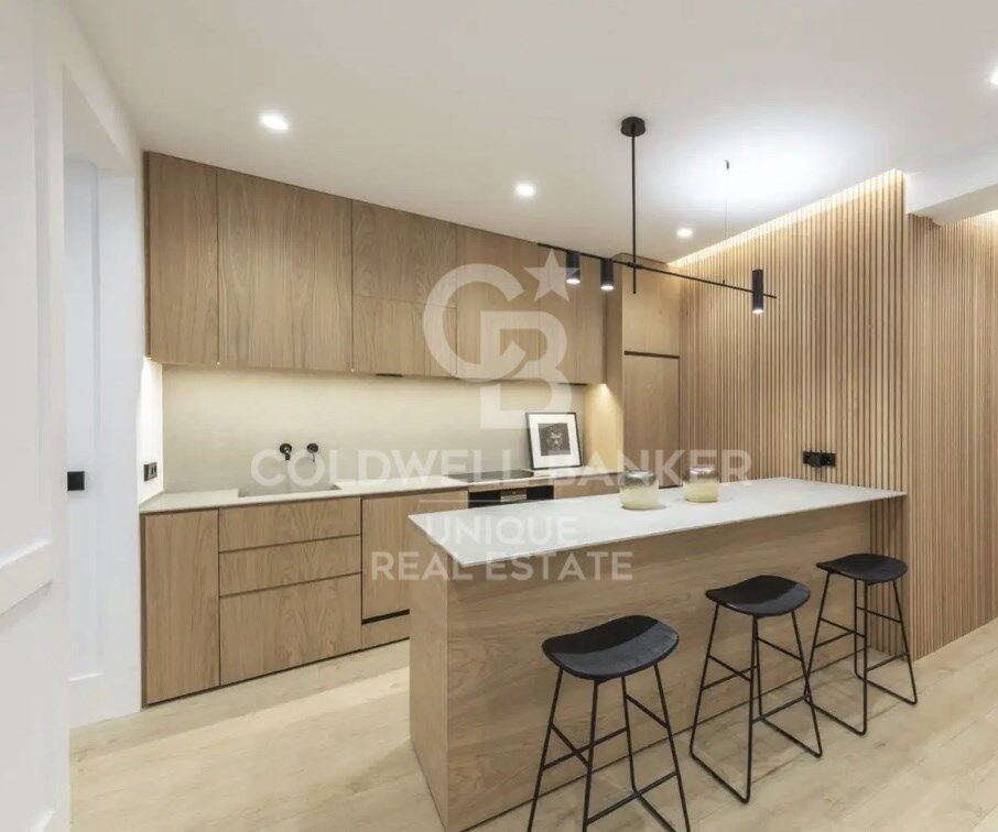 Apartment à Madrid, Espagne 2 chambres, 127 m2 No. 157251