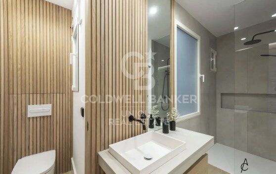 Apartment à Madrid, Espagne 2 chambres, 127 m2 No. 157251