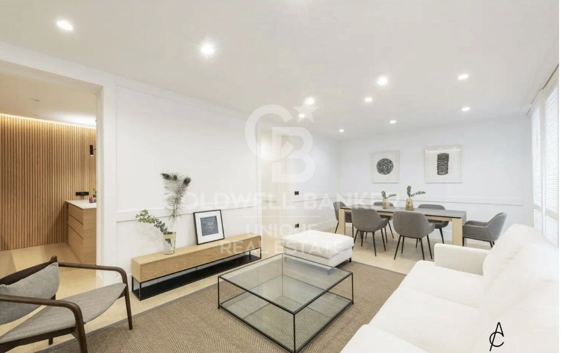 Apartment à Madrid, Espagne 2 chambres, 127 m2 No. 157251