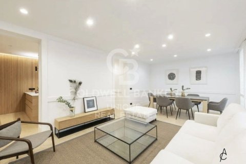 Wohnung in Madrid, Spanien 2 Schlafzimmer, 127 m2 Nr. 157251