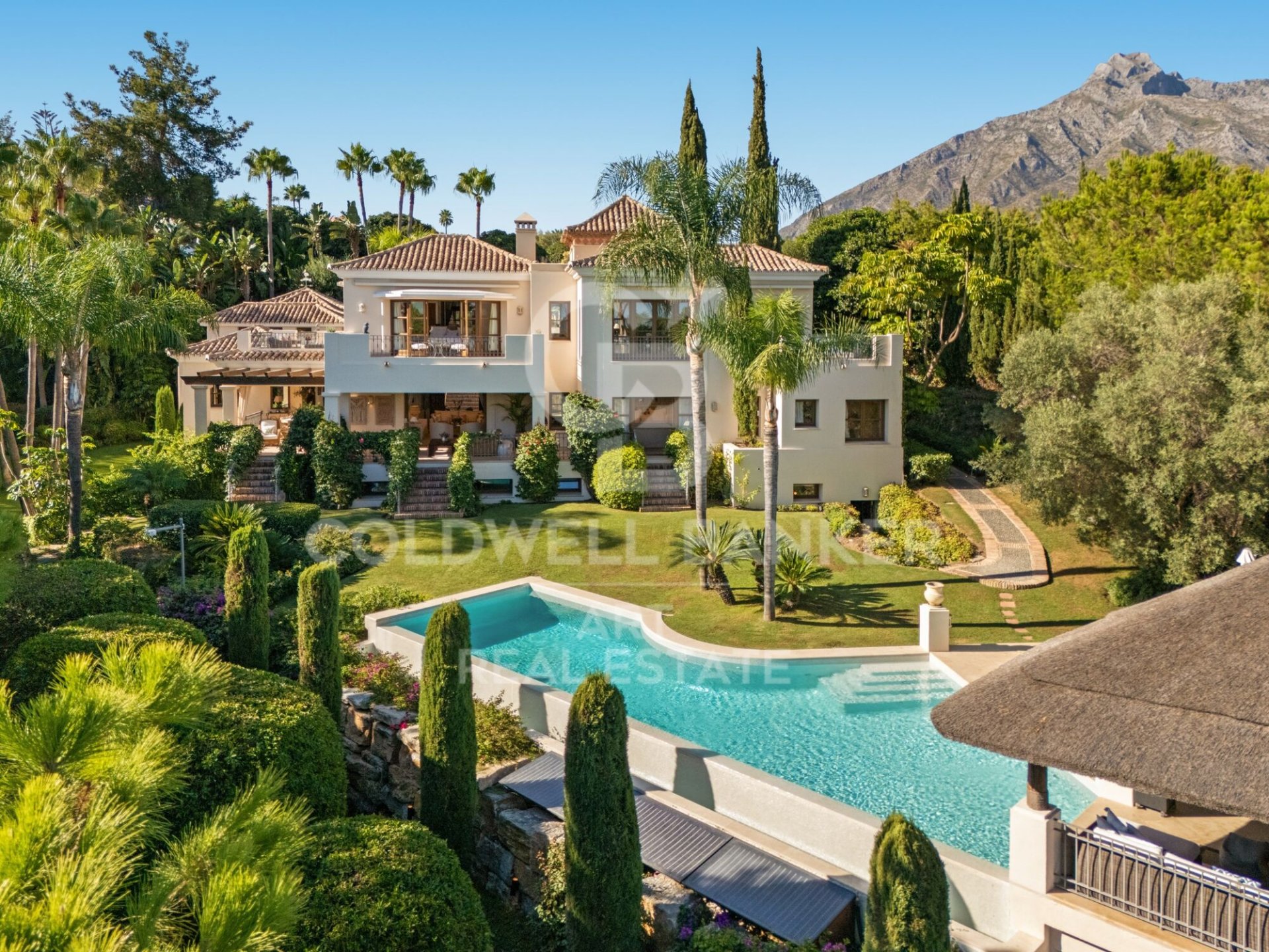Villa in Marbella, Malaga, Spanien 6 Schlafzimmer, 712 m2 Nr. 157247