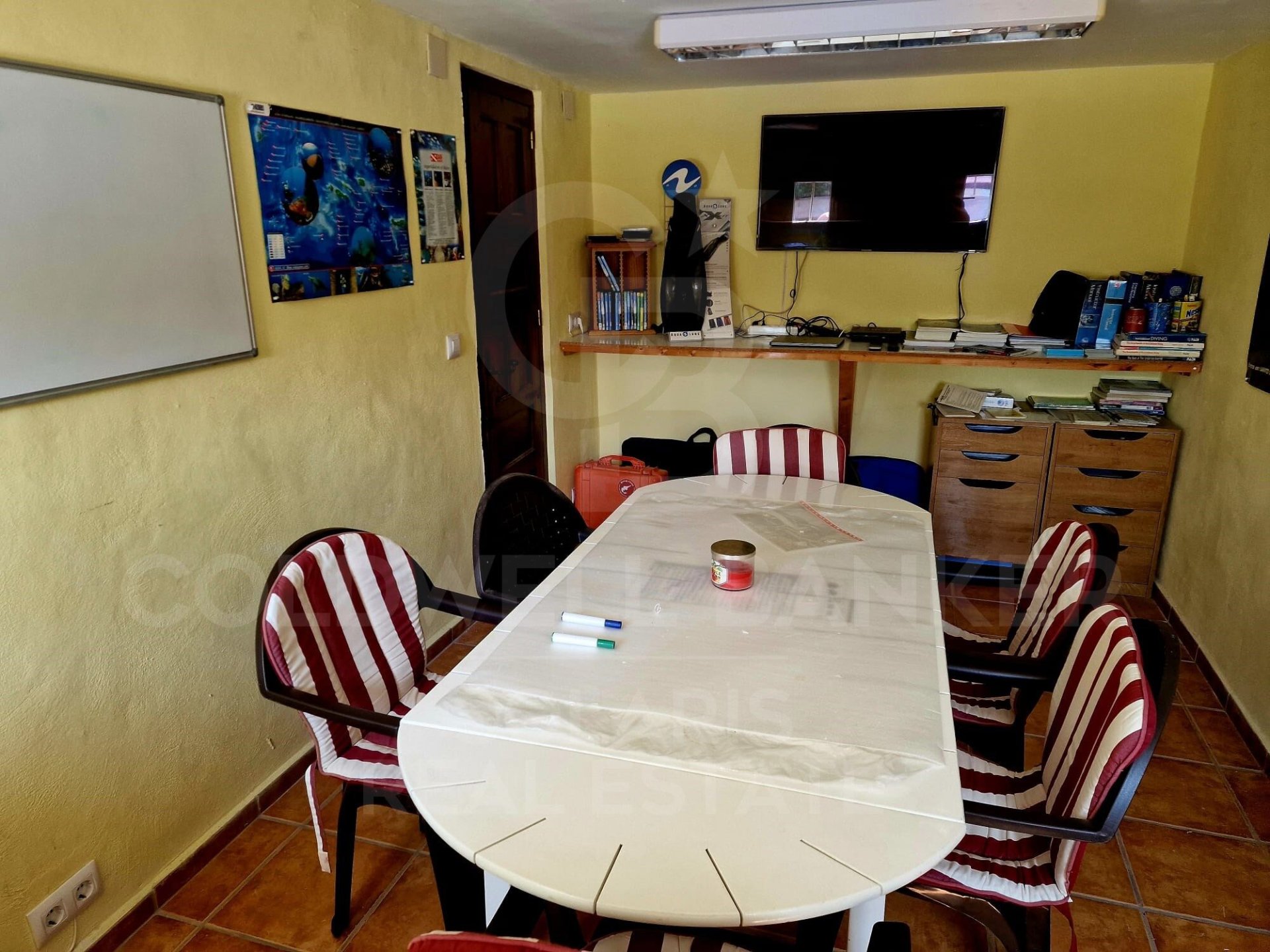 Propiedad comercial en Jávea, Alicante, España 100 m2 No. 157245
