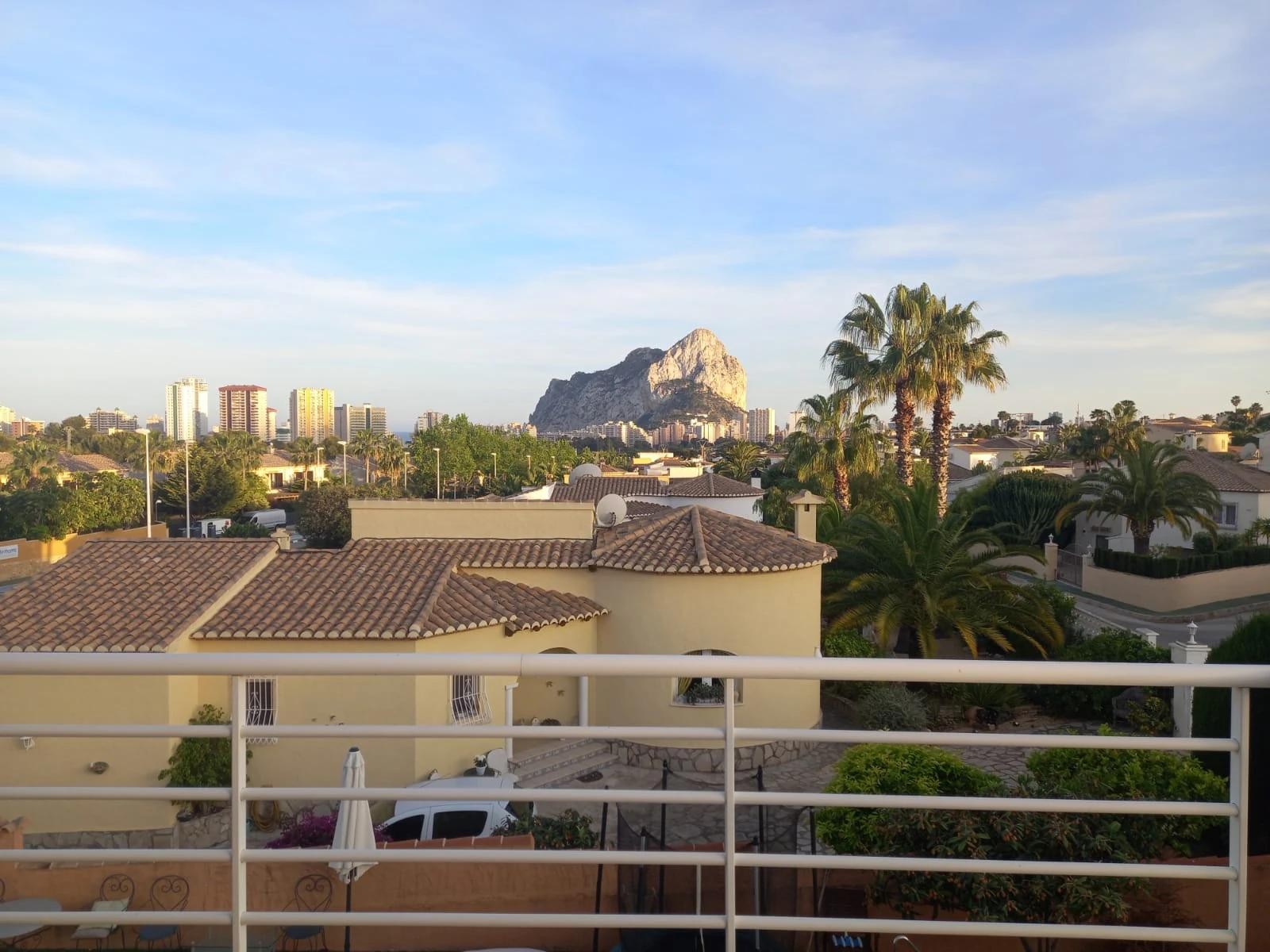 Villa in Calpe, Alicante, Spain 5 bedrooms, 365 sq.m. No. 180450