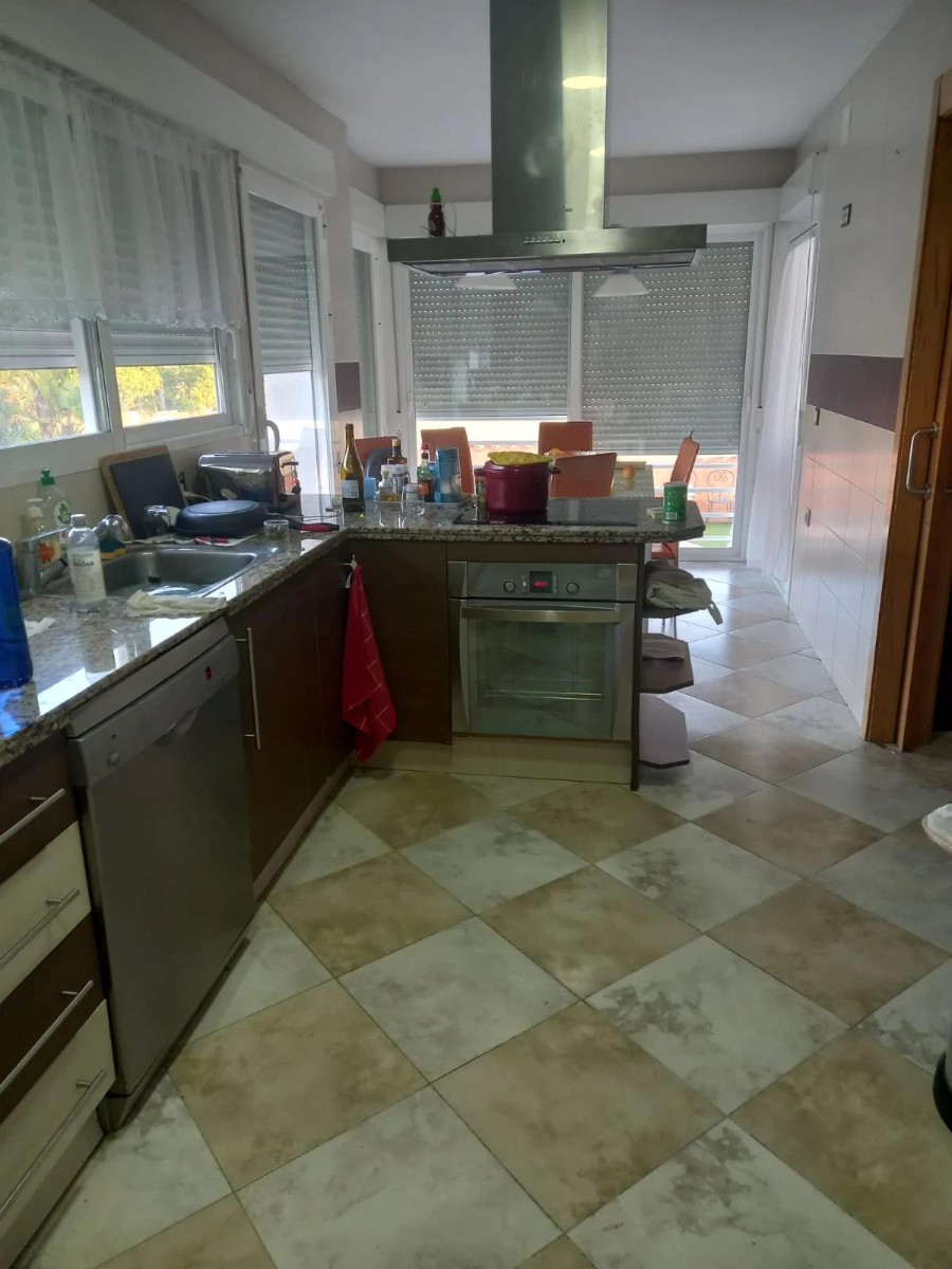 Villa in Calpe, Alicante, Spain 5 bedrooms, 365 sq.m. No. 180450