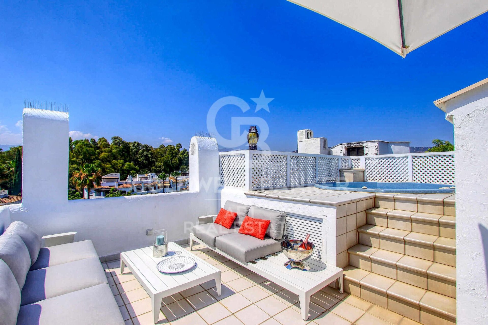 Dvīņu māja Marbella, Malaga, Spānijā 5 istabas, 200 m2 Nr. 179036
