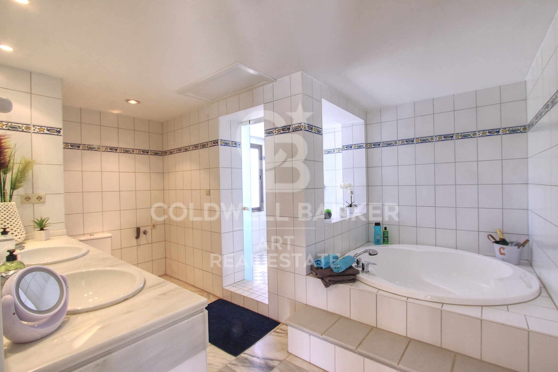 Dvīņu māja Marbella, Malaga, Spānijā 5 istabas, 200 m2 Nr. 179036