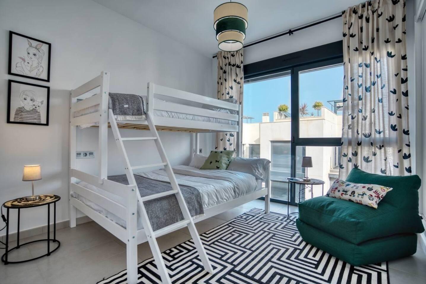 Māja La Florida, Alicante, Spānijā 3 istabas, 140 m2 Nr. 144014
