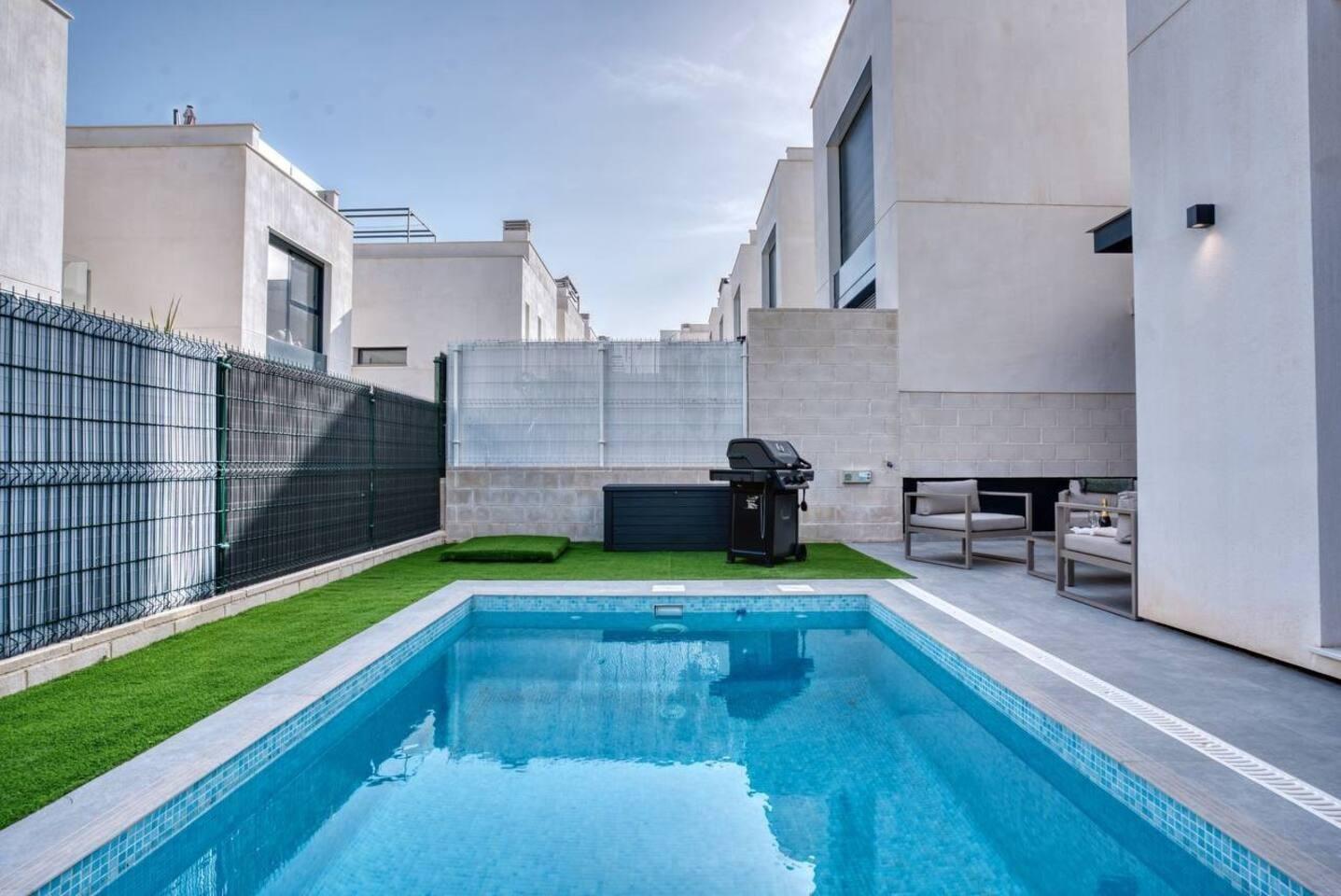 Māja La Florida, Alicante, Spānijā 3 istabas, 140 m2 Nr. 144014