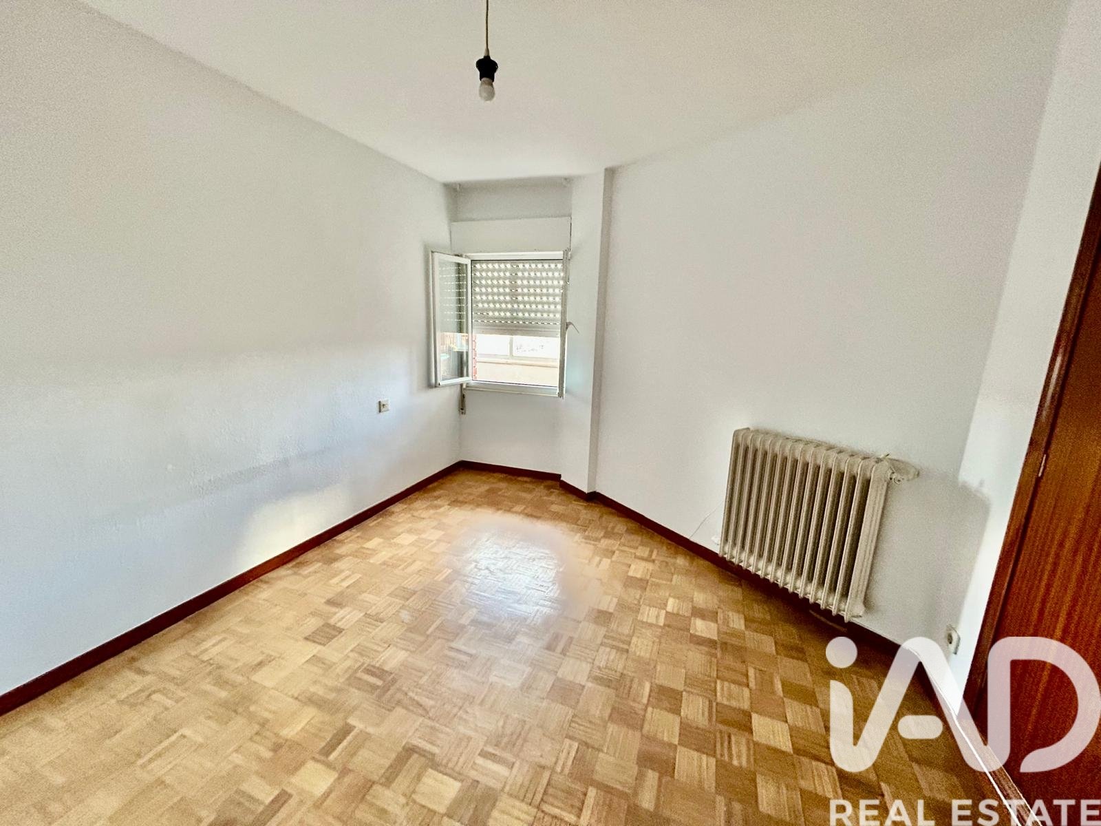 Penthouse in La Baneza, Leon, Spain 3 bedrooms, 153 sq.m. No. 185255