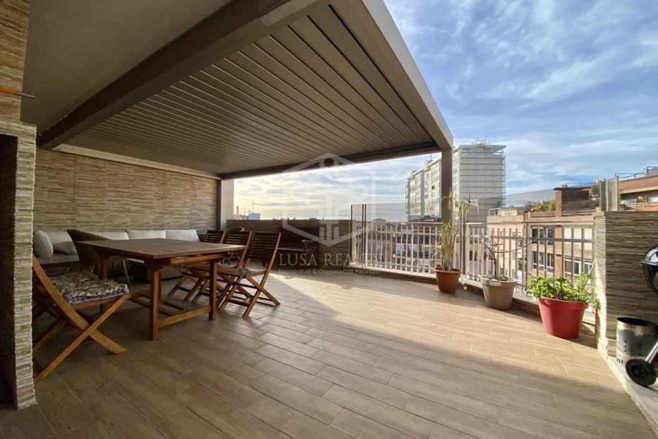 Wohnung in Barcelona, Spanien 4 Schlafzimmer, 220 m2 Nr. 78354