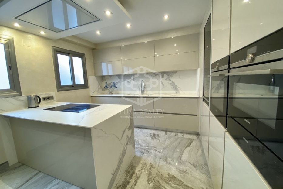Wohnung in Barcelona, Spanien 4 Schlafzimmer, 220 m2 Nr. 78354