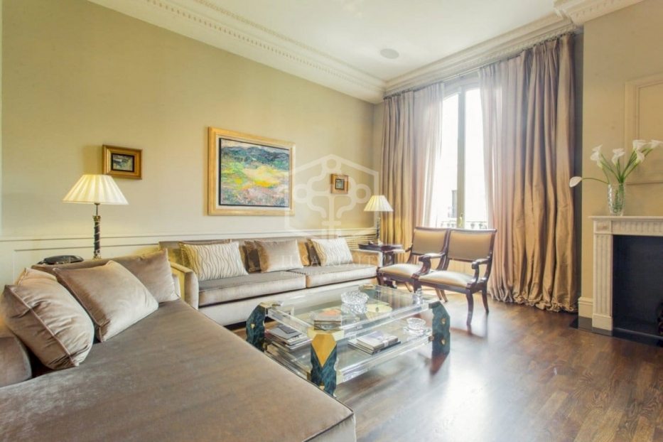 Wohnung in Barcelona, Spanien 3 Schlafzimmer, 200 m2 Nr. 78351