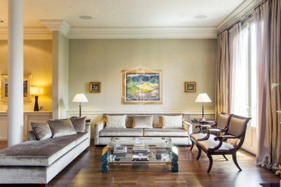 Wohnung in Barcelona, Spanien 3 Schlafzimmer, 200 m2 Nr. 78351