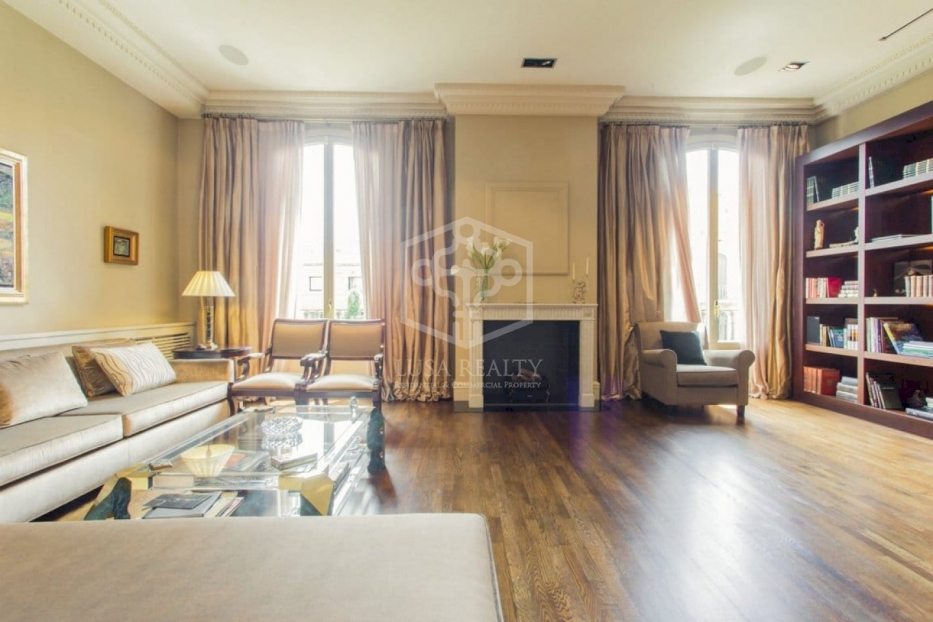 Wohnung in Barcelona, Spanien 3 Schlafzimmer, 200 m2 Nr. 78351