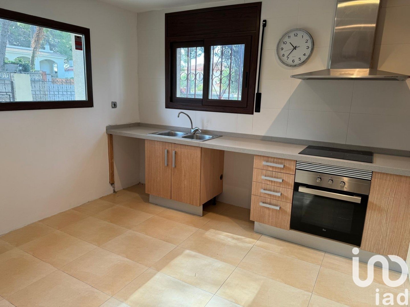 House in El Catllar, Tarragona, Spanien 4 Schlafzimmer, 2650 m2 Nr. 153971