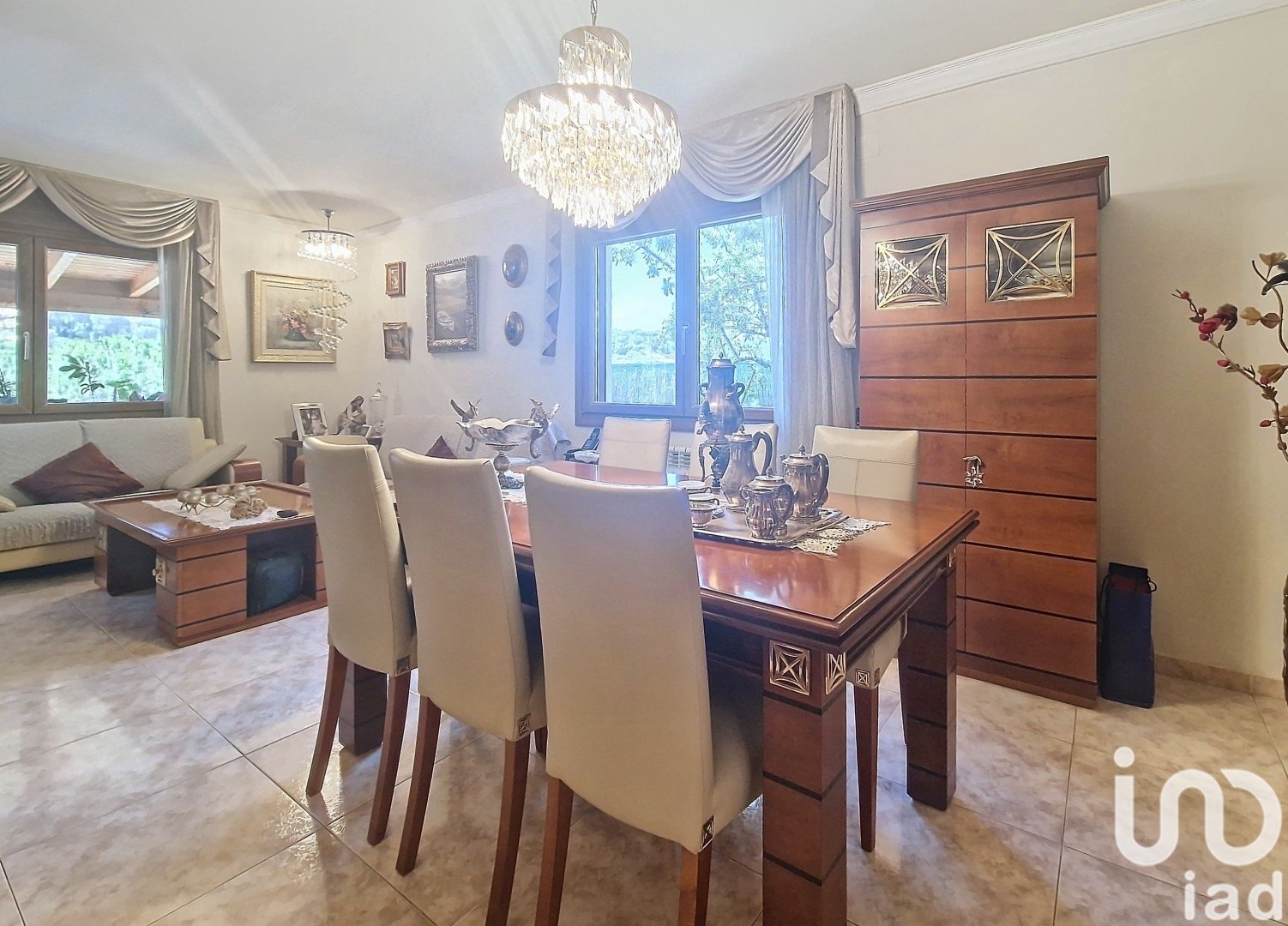 Talo Sant Fost de Campsentelles, Barcelona, Espanja 4 makuuhuonetta, 345 m2 No. 153970