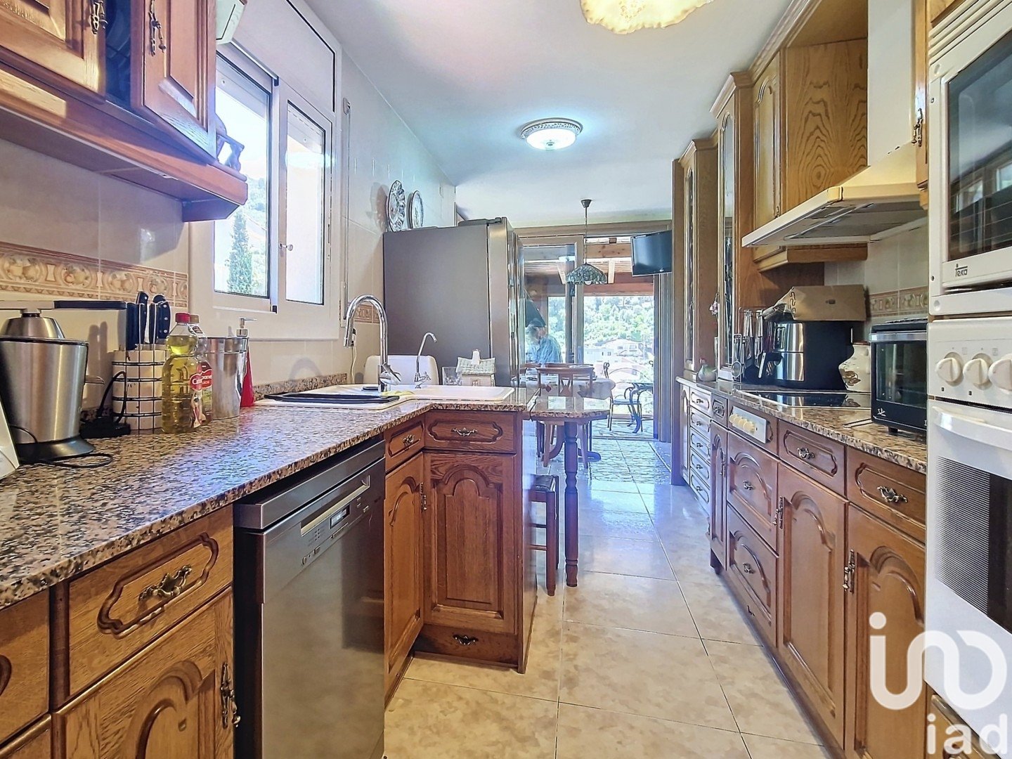 Talo Sant Fost de Campsentelles, Barcelona, Espanja 4 makuuhuonetta, 345 m2 No. 153970