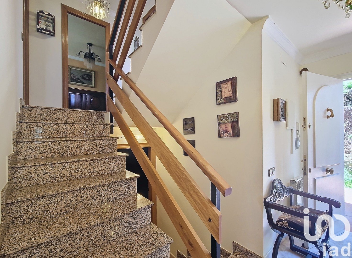 Talo Sant Fost de Campsentelles, Barcelona, Espanja 4 makuuhuonetta, 345 m2 No. 153970
