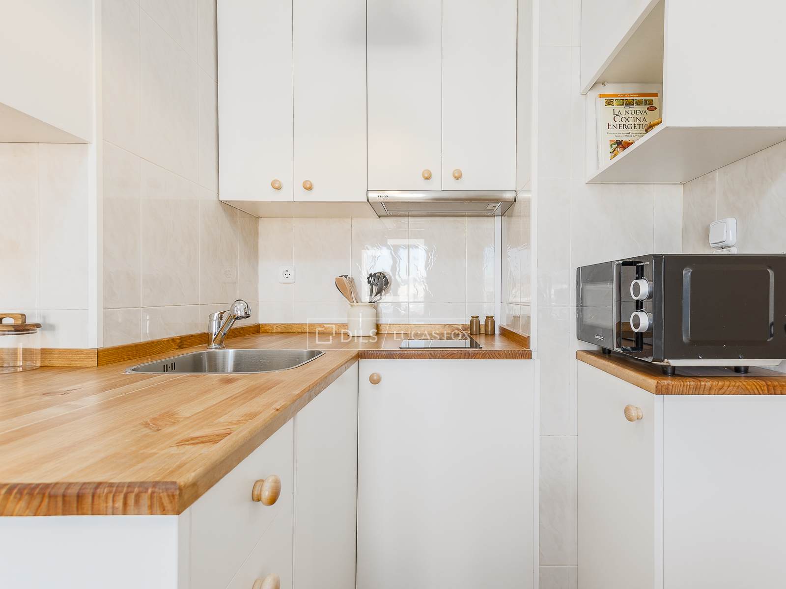 Huoneisto Barcelona, Espanja 2 makuuhuonetta, 48 m2 No. 164600