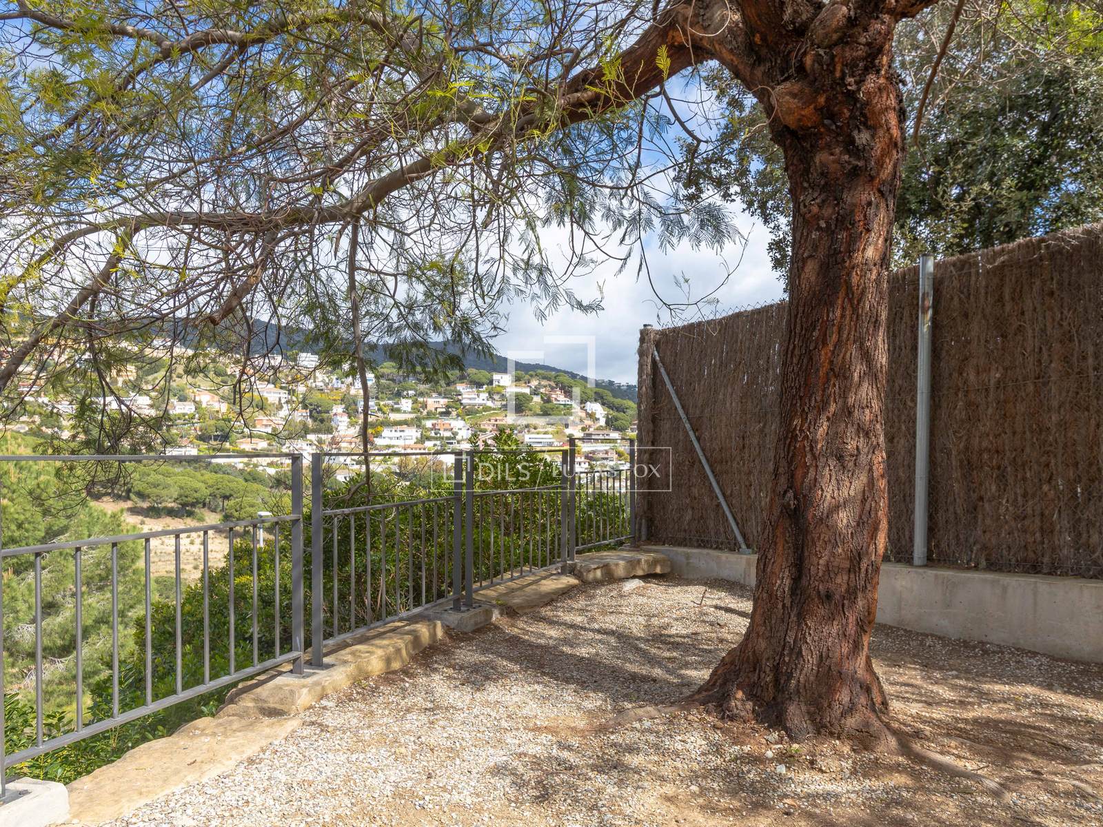 Villa en Alella, Barcelona, España 4 dormitorios, 330 m2 No. 164601