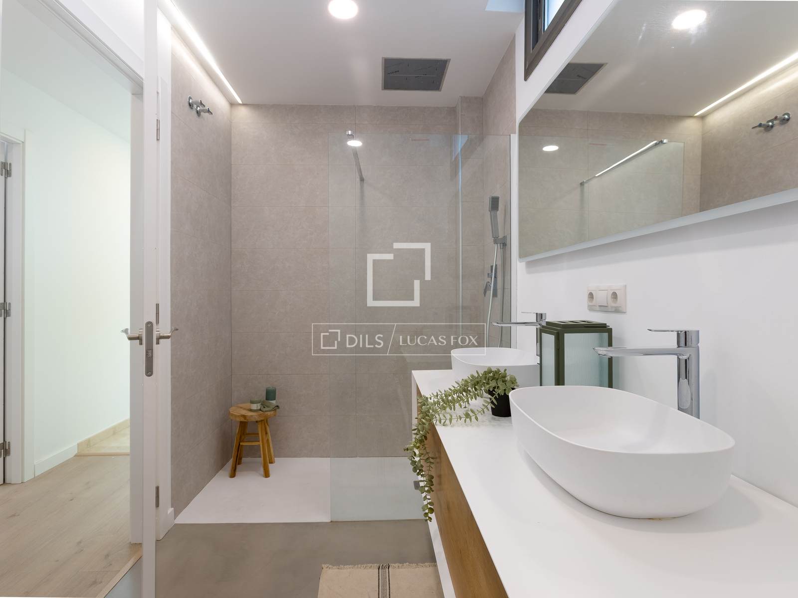 Villa en Alella, Barcelona, España 4 dormitorios, 330 m2 No. 164601