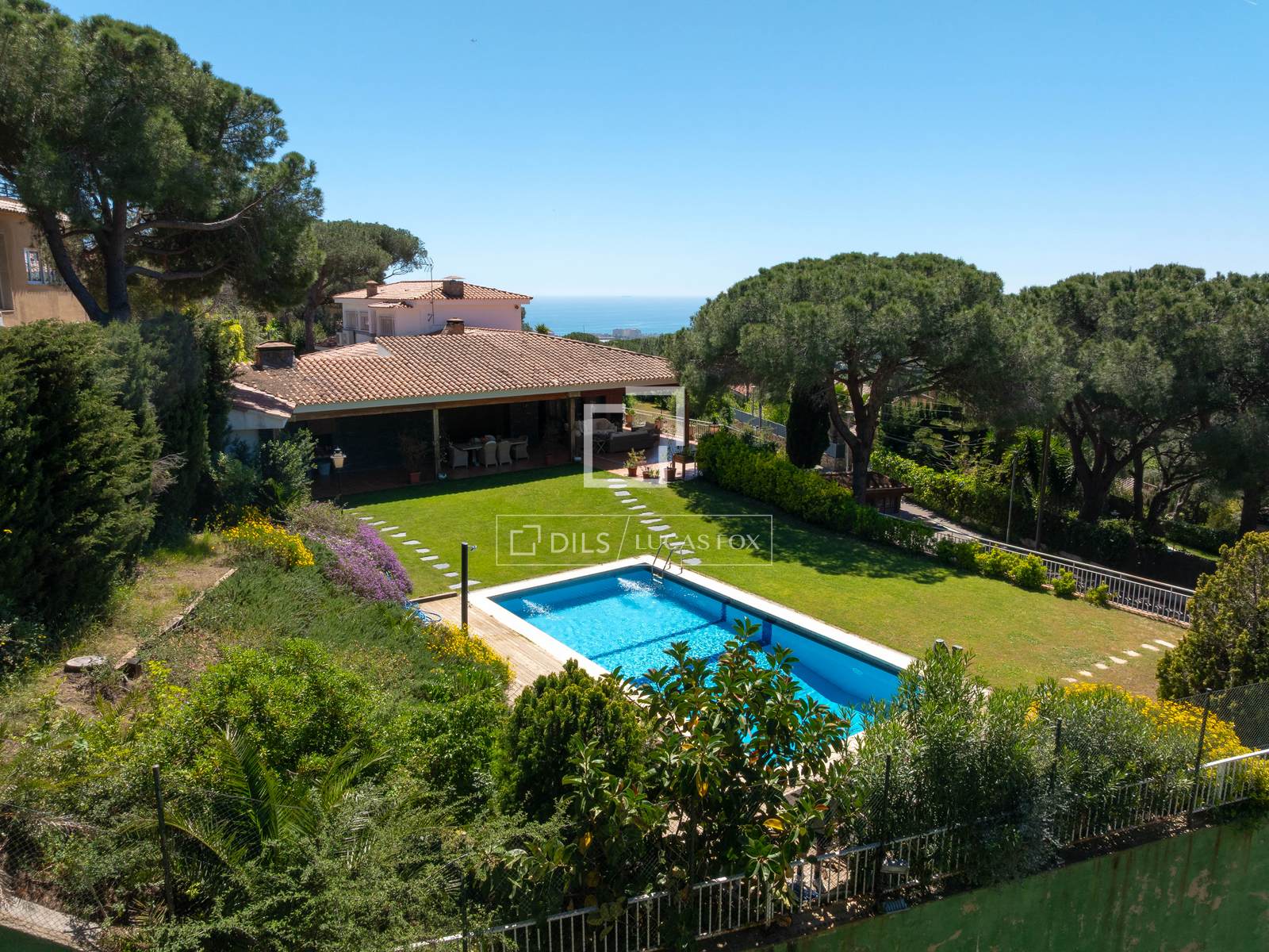 Villa Cabrils, Barcelona, Spānijā 6 istabas, 1157 m2 Nr. 166319