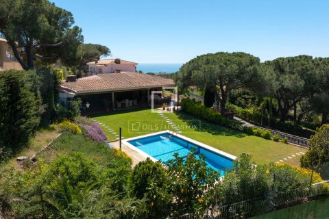Villa Cabrils, Barcelona, Spānijā 6 istabas, 1157 m2 Nr. 166319