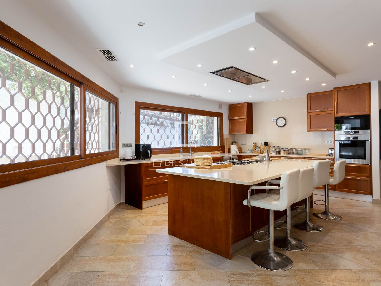 Villa Cabrils, Barcelona, Spānijā 6 istabas, 1157 m2 Nr. 166319