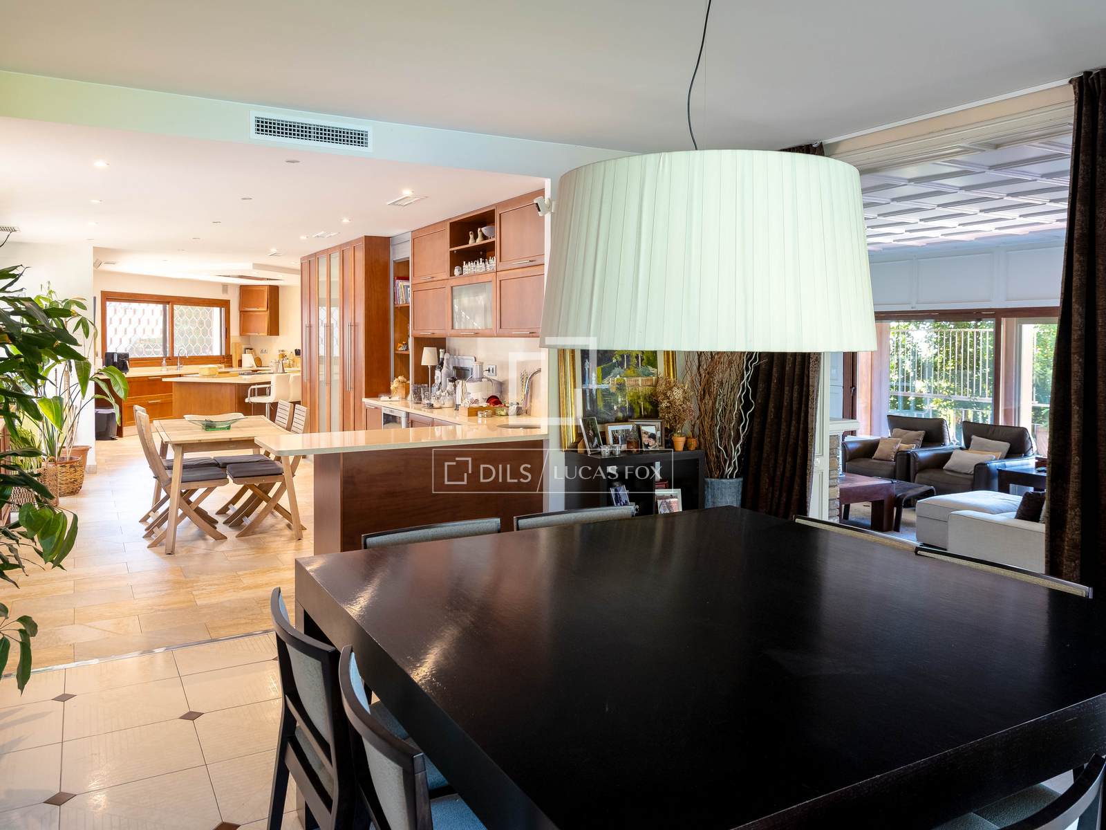 Villa Cabrils, Barcelona, Spānijā 6 istabas, 1157 m2 Nr. 166319
