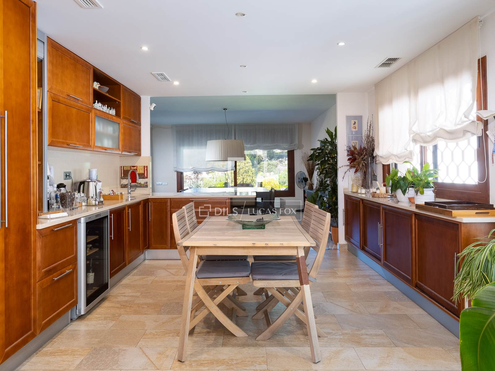 Villa Cabrils, Barcelona, Spānijā 6 istabas, 1157 m2 Nr. 166319
