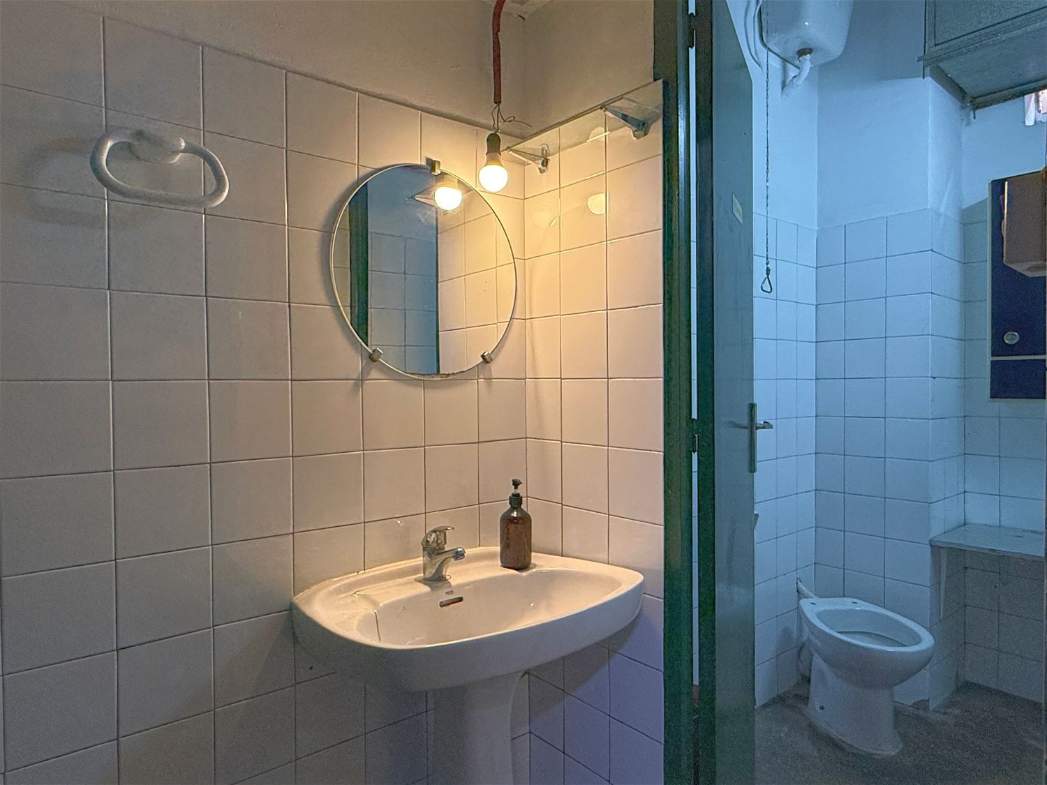 Commercial property à Barcelona, Espagne 222 m2 No. 194533
