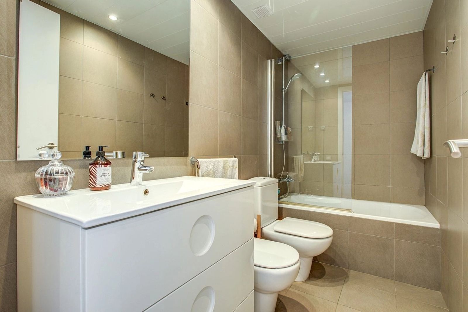 Dzīvoklis Barcelona, Spānijā 2 istabas, 83 m2 Nr. 194529
