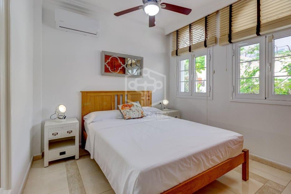 Villa à Adeje, Tenerife, Espagne 4 chambres, 239 m2 No. 194463