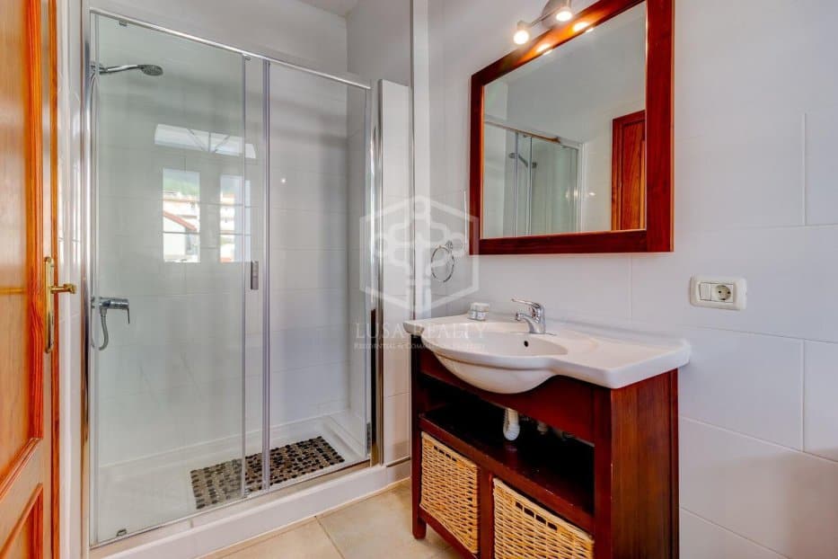 Villa à Adeje, Tenerife, Espagne 4 chambres, 239 m2 No. 194463