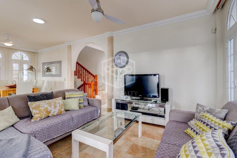 Villa à Adeje, Tenerife, Espagne 4 chambres, 239 m2 No. 194463