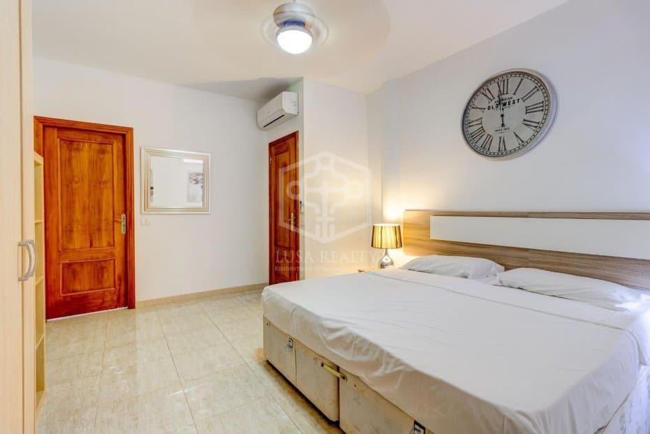 Villa à Adeje, Tenerife, Espagne 4 chambres, 239 m2 No. 194463