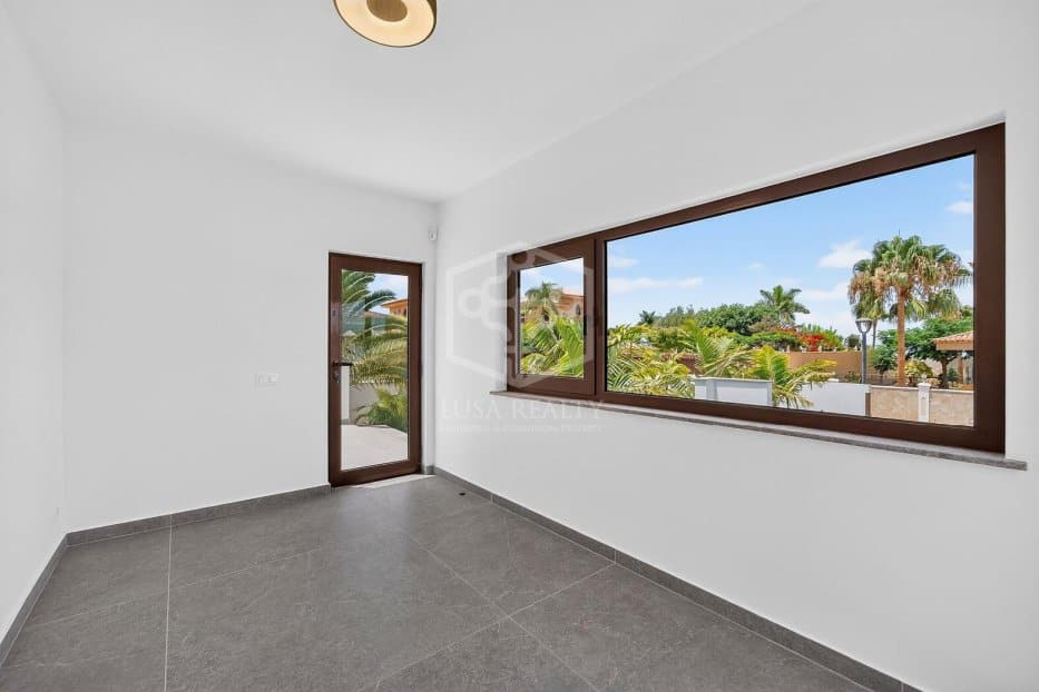 Villa à Adeje, Tenerife, Espagne 5 chambres, 343 m2 No. 194462