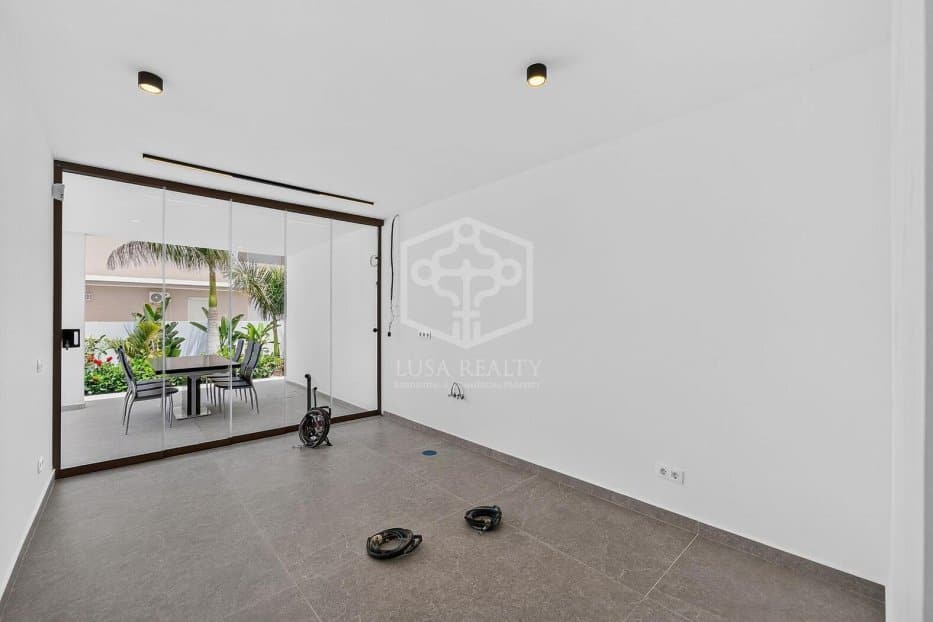 Villa à Adeje, Tenerife, Espagne 5 chambres, 343 m2 No. 194462
