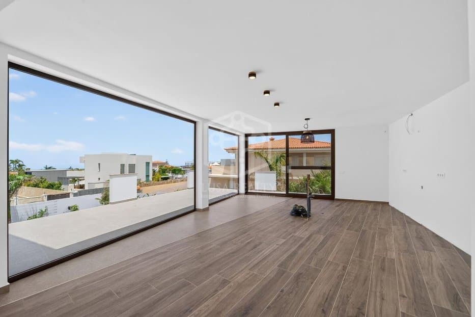 Villa à Adeje, Tenerife, Espagne 5 chambres, 343 m2 No. 194462